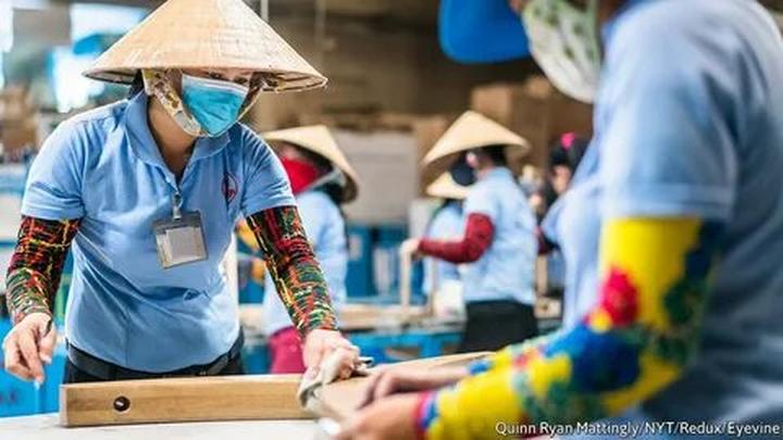 Nội dung: Mùa hè đang đầy vui vẻ với những bức tường nhảy vò đang xu hướng trên mạng